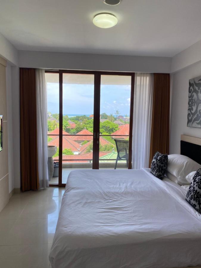 Stylish 2 Bedroom Penthouse Apt, Newly Refreshed, 50 Mbps, Pool, Gym, Resto Kuta Lombok Dış mekan fotoğraf