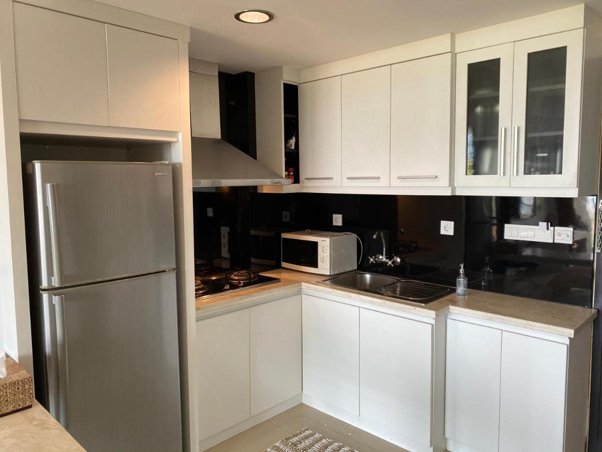 Stylish 2 Bedroom Penthouse Apt, Newly Refreshed, 50 Mbps, Pool, Gym, Resto Kuta Lombok Dış mekan fotoğraf