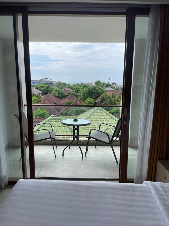 Stylish 2 Bedroom Penthouse Apt, Newly Refreshed, 50 Mbps, Pool, Gym, Resto Kuta Lombok Dış mekan fotoğraf